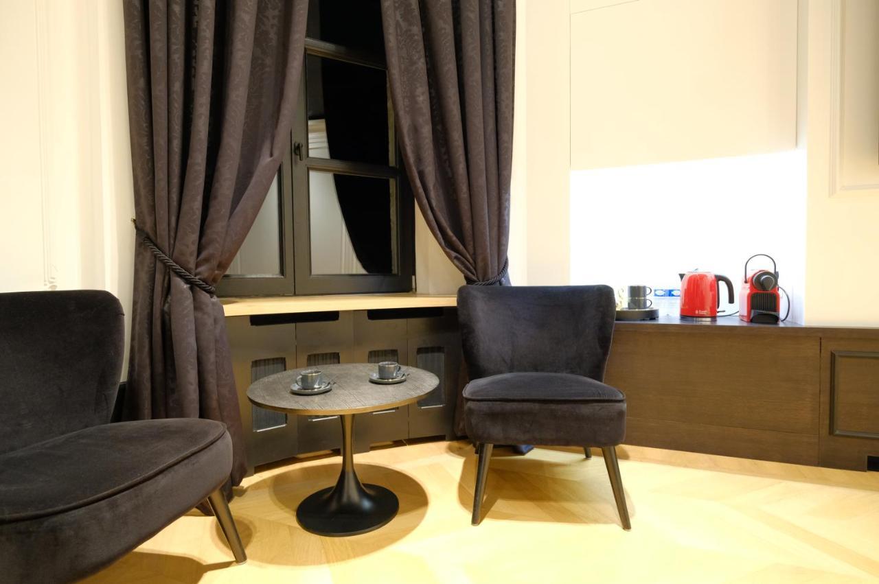 Suite La Duchesse Et Parking Prive Gratuit Mons Exterior photo