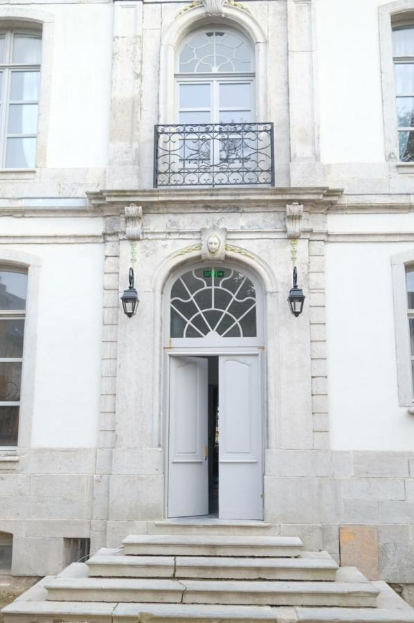 Suite La Duchesse Et Parking Prive Gratuit Mons Exterior photo